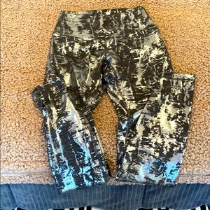 Lululemon limited edition wunderunder